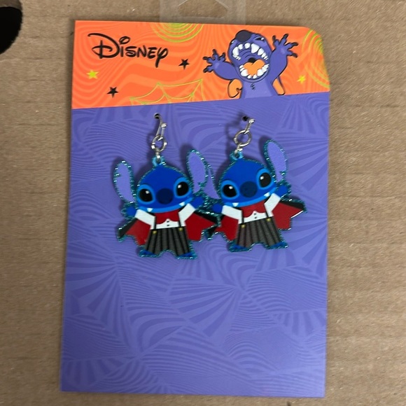Stitch vampire earrings nwt - Picture 1 of 1